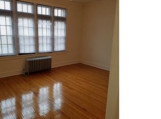 1642 W 82nd St, Chicago, IL 60620