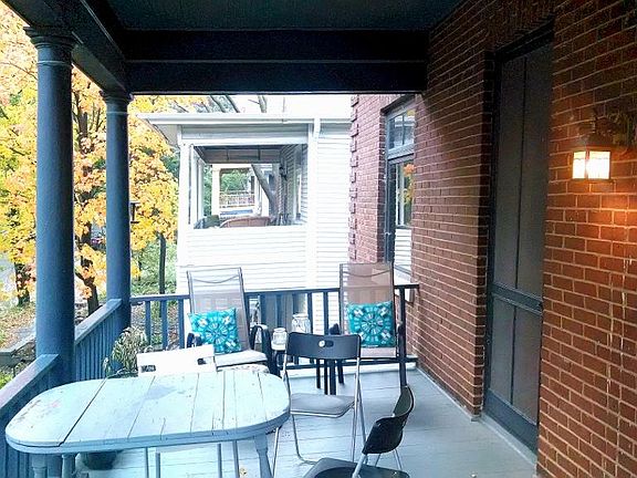 3rd image of 2125 Harriet Ave APT 04