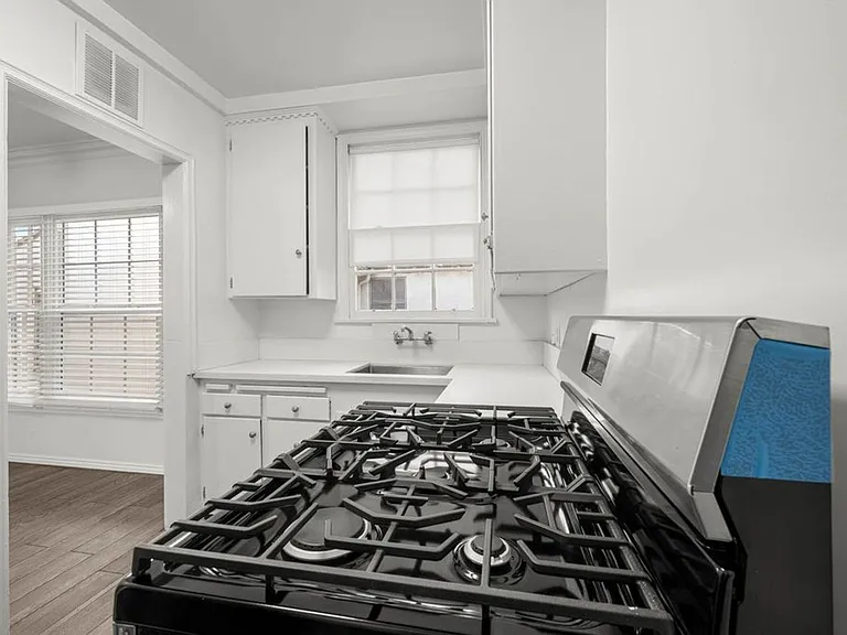 4189 Leimert Blvd — Photo 26