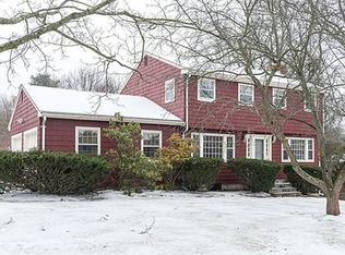 1 Pinehill Rd, Framingham, MA 01701