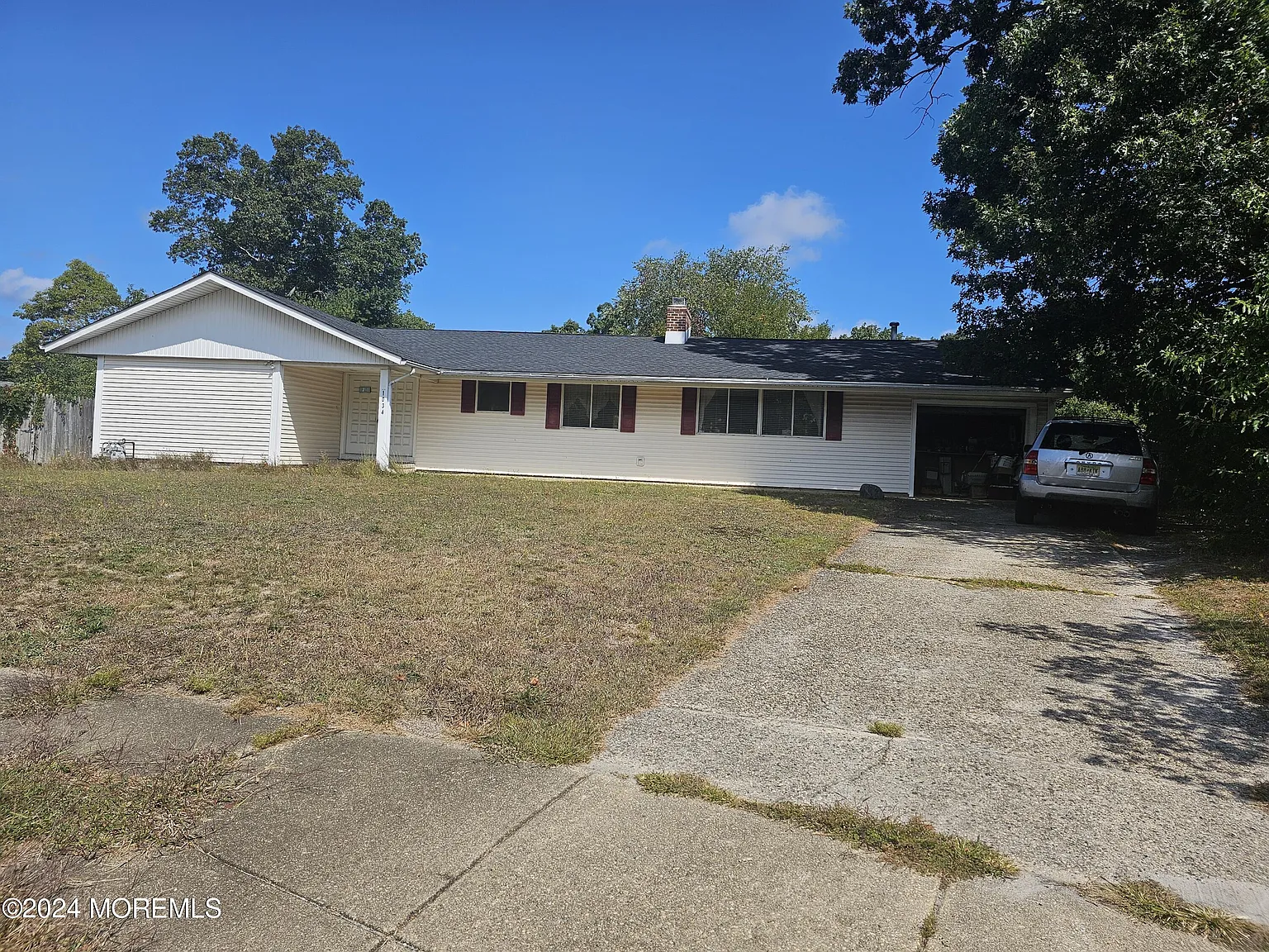 1034 Zircon Drive photo 1