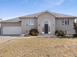 120 Pierella Dr, Lakeshore, ON N8L0Z4