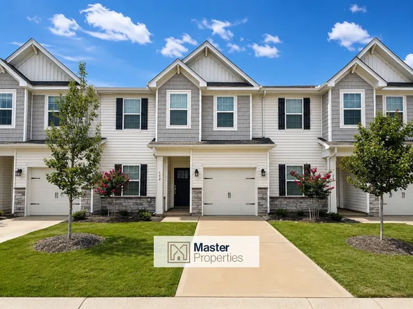 112 Holly Oak Ct, Fountain Inn, SC