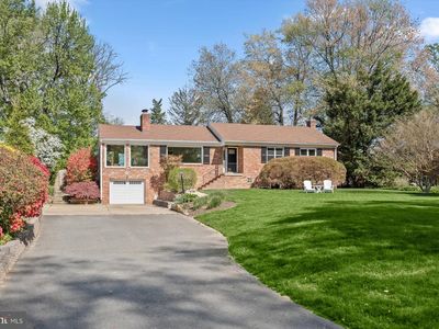 2807 Maple Ln, Fairfax, VA, 22031
