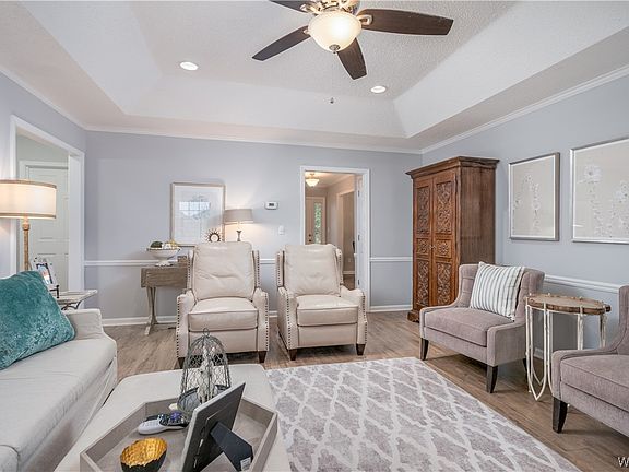 5th image of 2439 Magnolia Park Cir