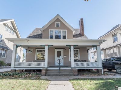 2325 Hanscom Blvd, Omaha, NE, 68105