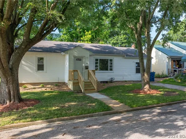 102 W Autry St, Eldon, MO 65026