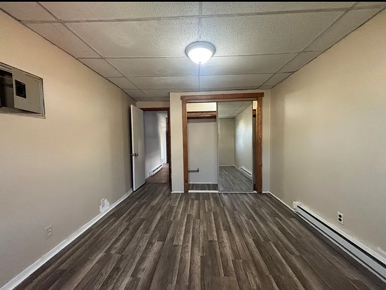 381 Main Rd — Photo 5