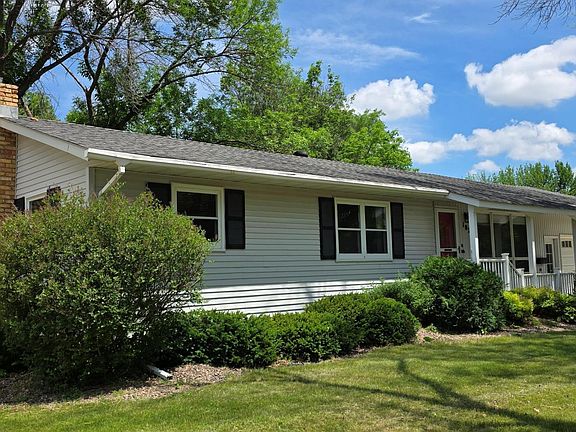 3rd image of 102 Southview Dr