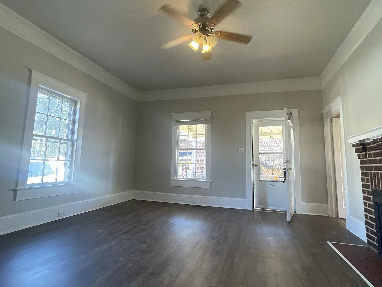 230 Jackson Avenue - 1 — Photo 2