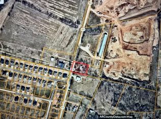 970 S Main St, Cave Springs, AR 72718