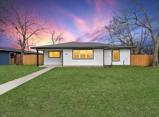 5879 Belcrest St, Houston, TX 77033