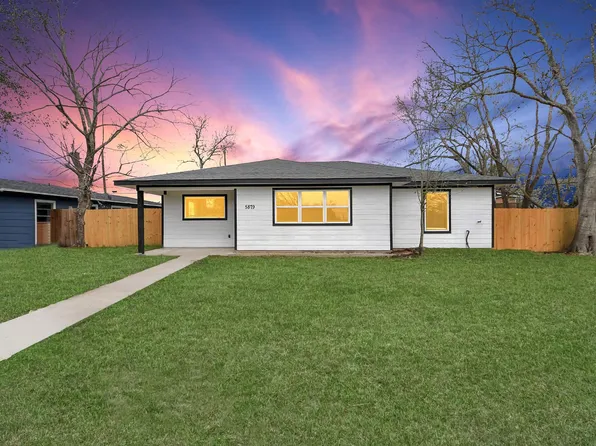 5879 Belcrest St, Houston, TX 77033