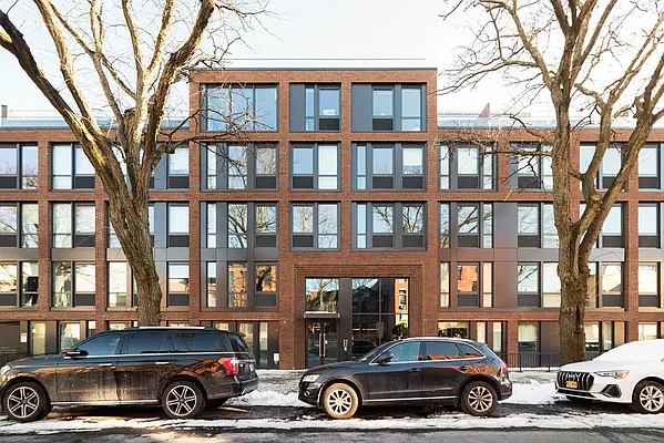 Rented by Twin Group | media 67