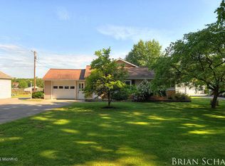 6142 W David Hwy, Saranac, MI 48881