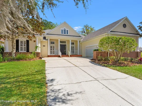 5748 Summit View Dr, Brooksville, FL 34601