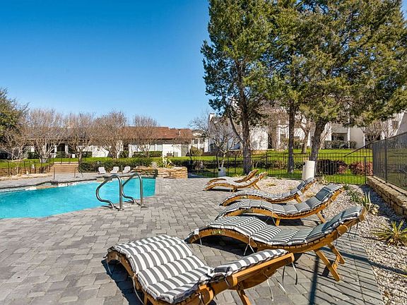 3rd image of 8900 Randol Mill Rd #113