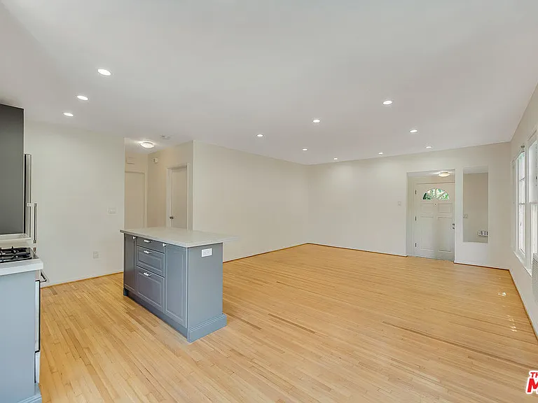 1655 Malcolm Ave #1/2 — Photo 16