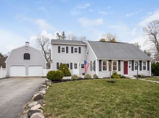 33 Pleasant St, Hanover, MA 02339