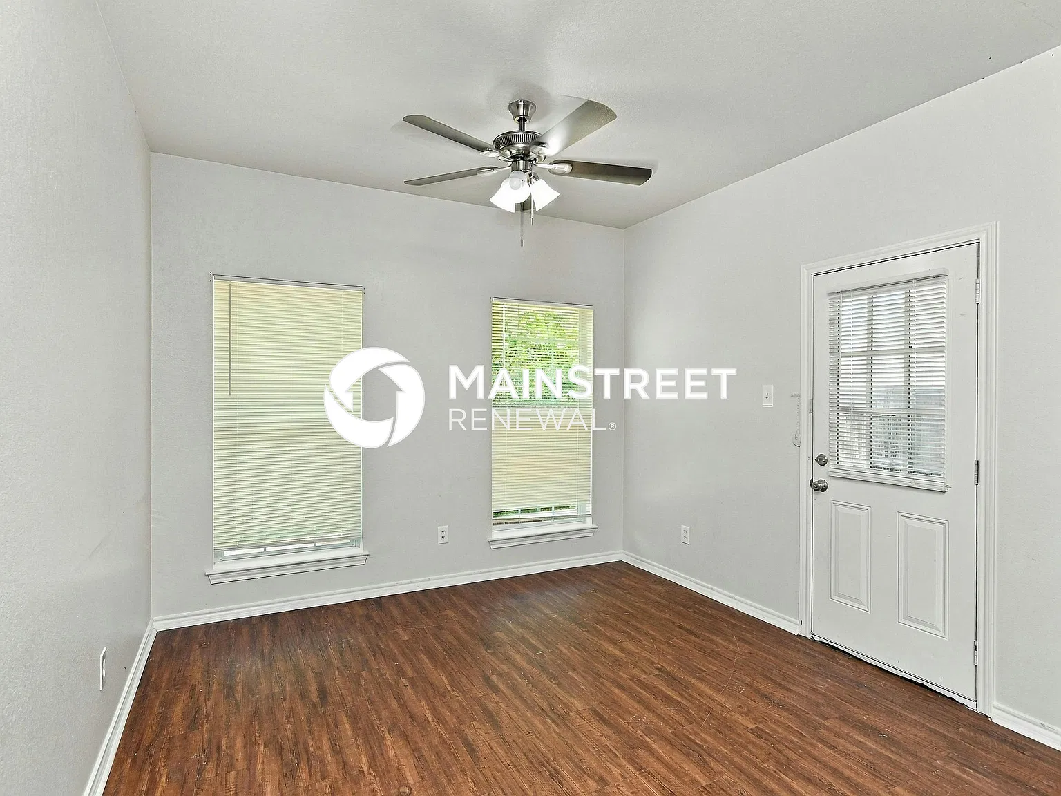 214 Ridgeway Blvd — Photo 3
