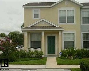 1st image of 523 Sweet Hollow Pl