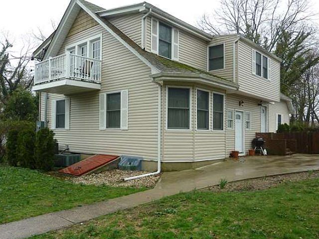 1st image of 3 Willow Shore Ave APT 3