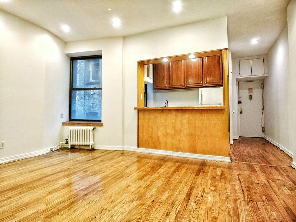 1st image of 188 2nd Ave #8A