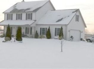 26750 West Rd, Wellington, OH 44090