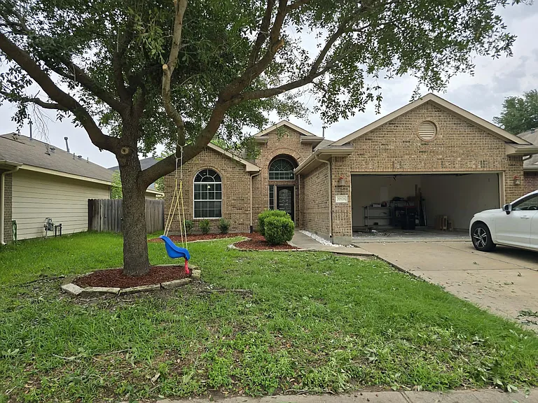 20126 Breezy Oak Ct — Photo 9
