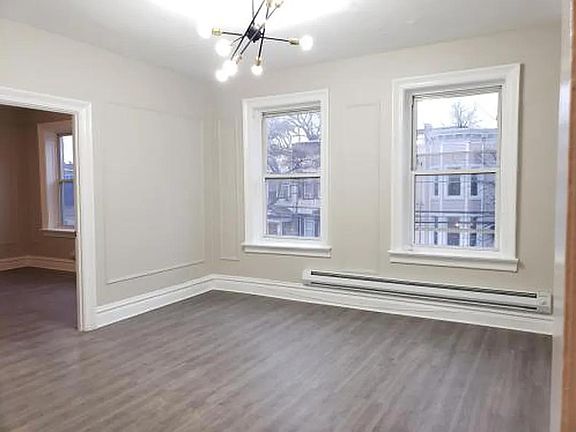 3rd image of 104 Belmont Ave #2EB