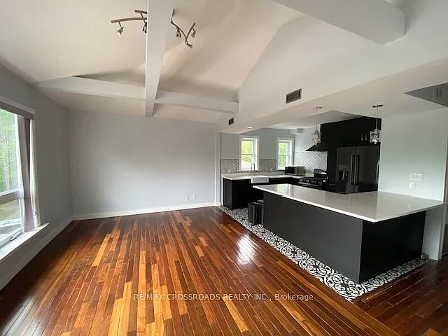 134 Sedgemount Dr #2 — Photo 4