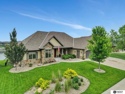 820 N 100th St, Lincoln, NE, 68527