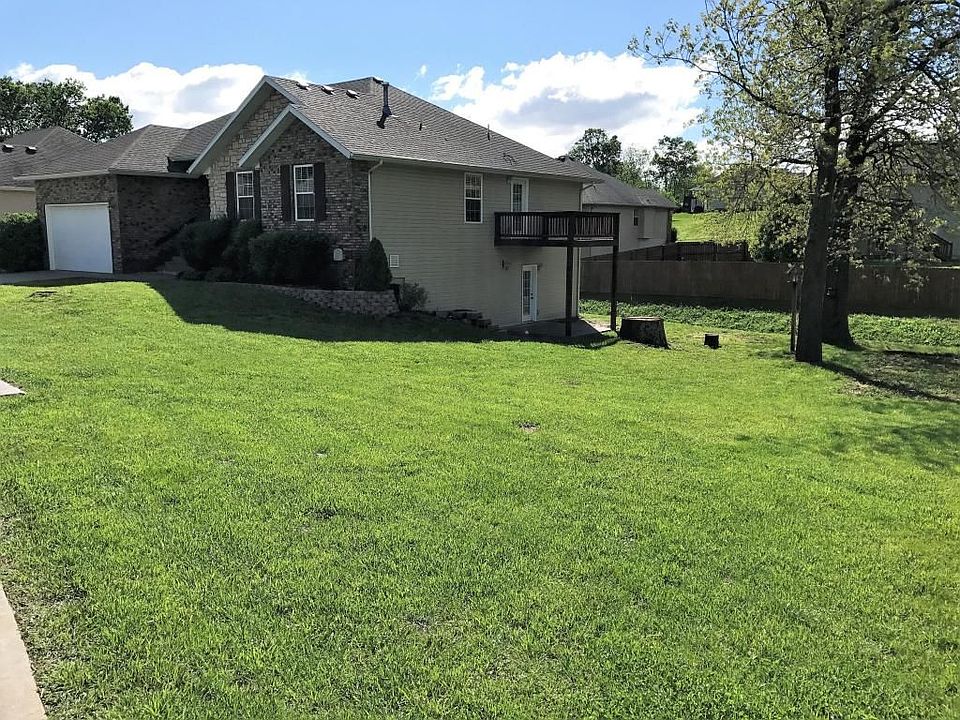 2nd image of 2207 S 12th St