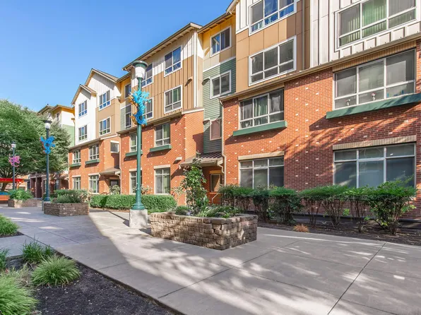 Columbia Gardens
