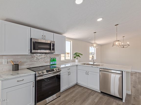 4th image of 3508 S 336TH Avenue