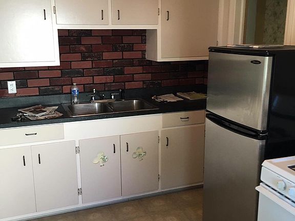 4th image of 20731 Morris Ave