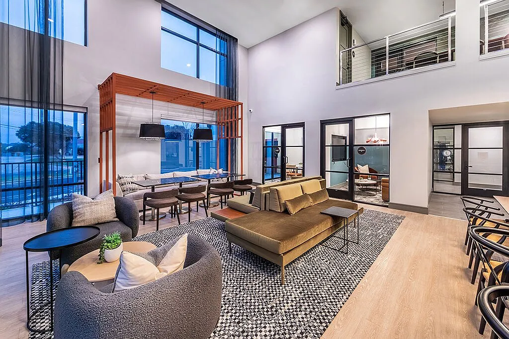 Luca Apartments — Photo 2
