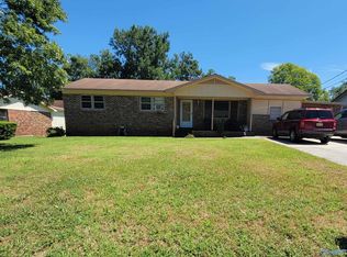 4329 Irondale Dr NW, Huntsville, AL 35810