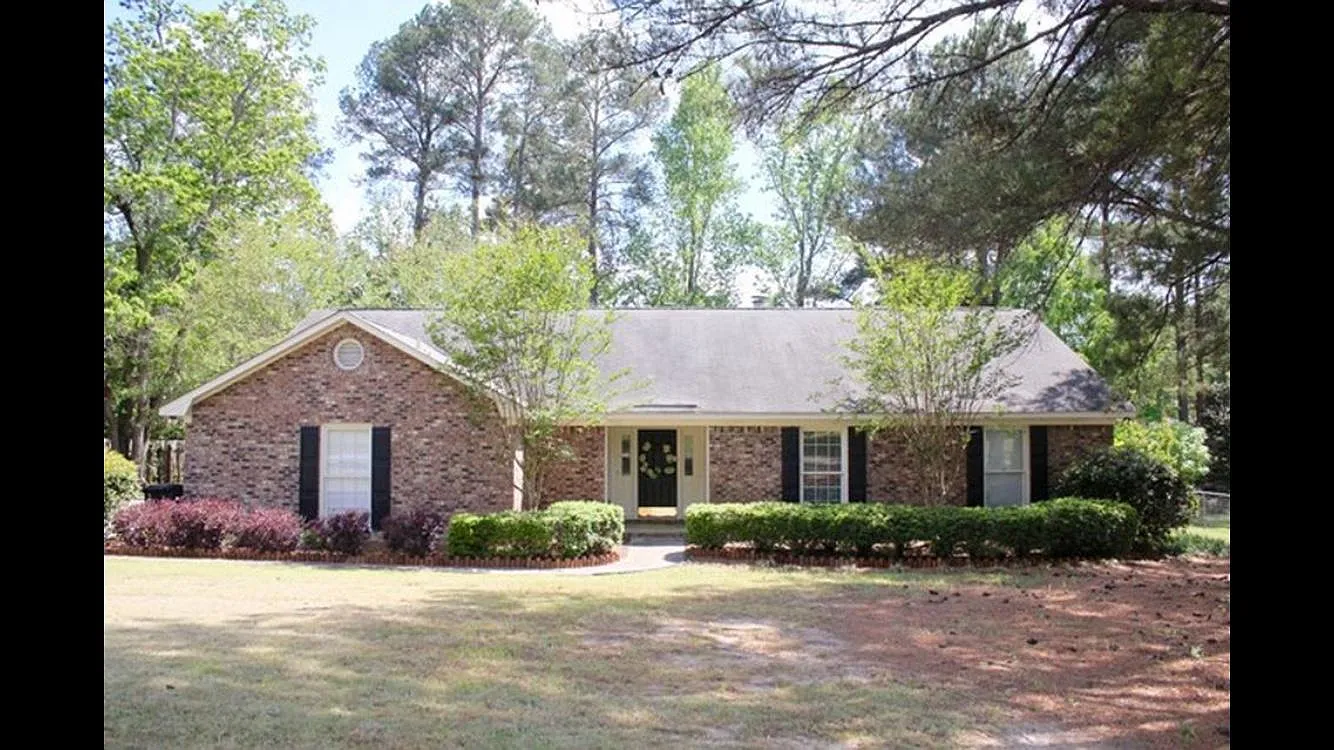 4508 Hedingham Ln photo 1