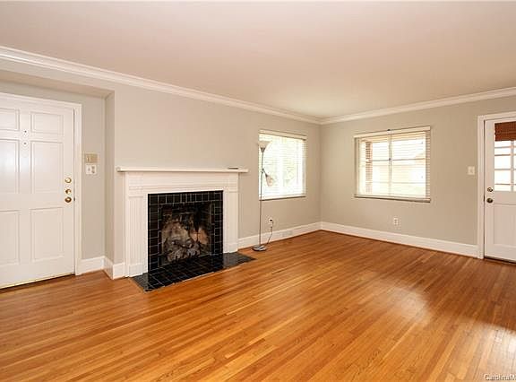 3rd image of 1635 Medford Dr