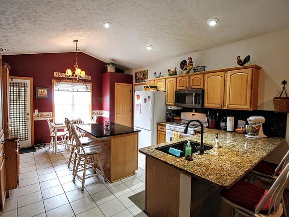 5th image of 4241 W Leighton Ave