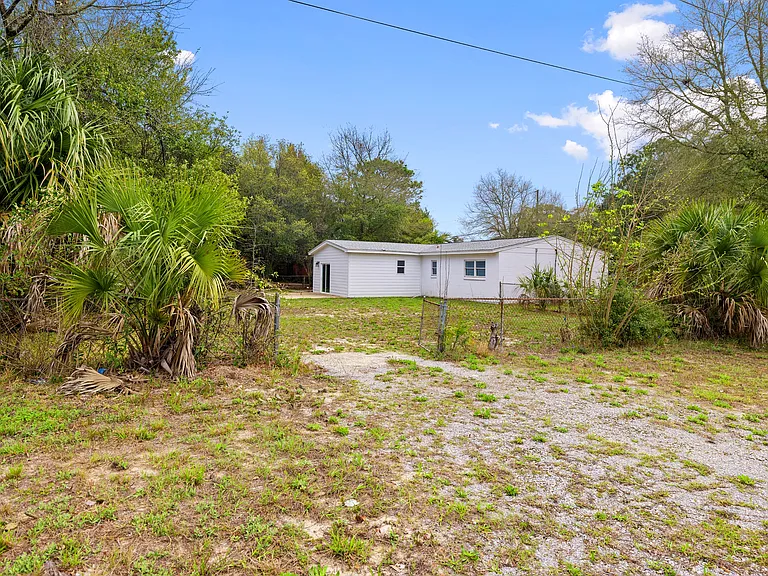200 Spencer Dr — Photo 43