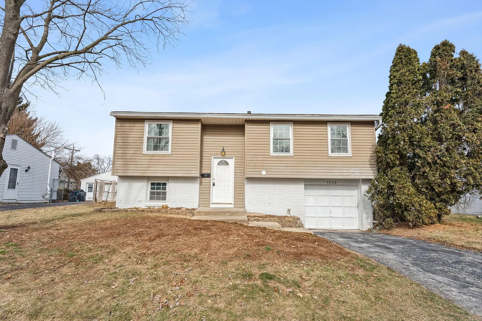 4950 Talbert Dr photo 1