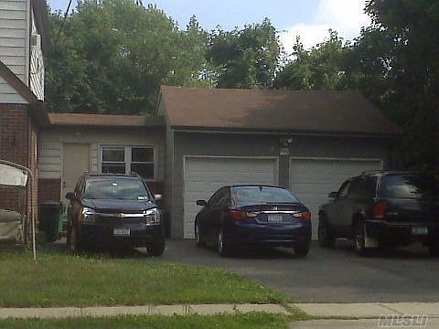 2nd image of 833 5th St