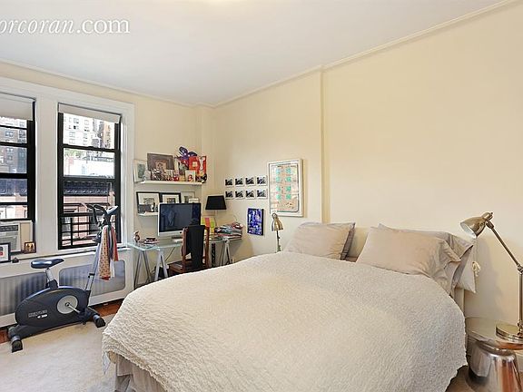 4th image of 30 W 70th St APT 9B