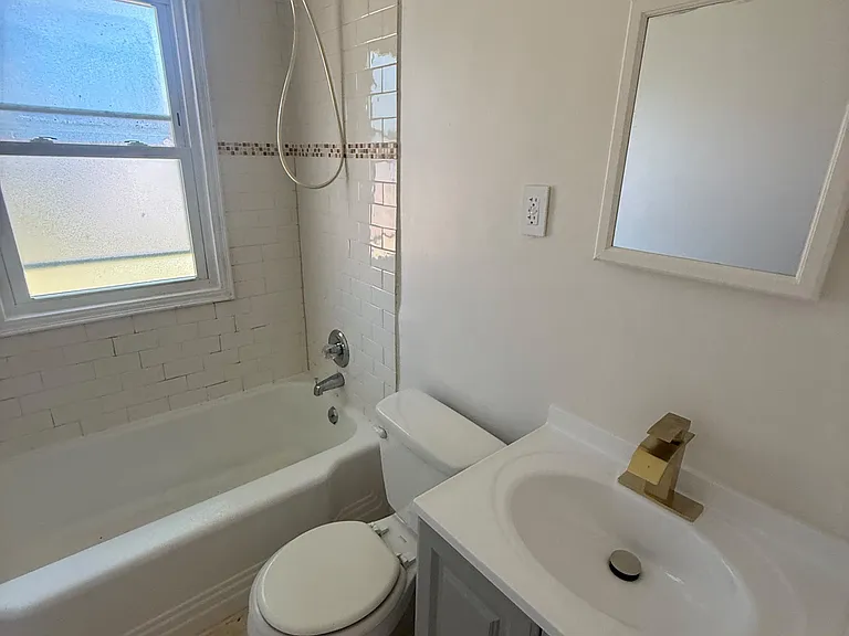3155 Lincoln St — Photo 18