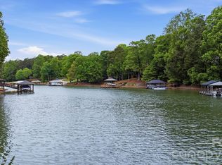 142 Seekirk Dr, Troutman, NC 28166