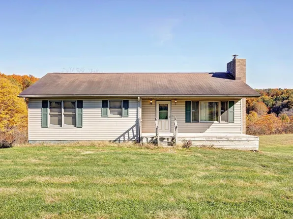 1082 N Holtsclaw Rd, Bloomfield, IN 47424