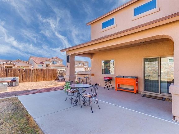 3rd image of 7636 Crest Creek Ln