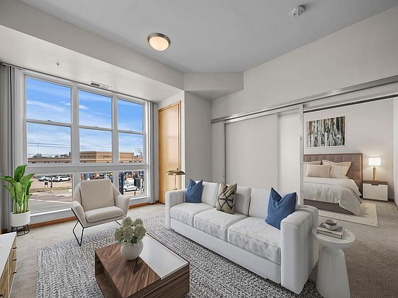 4th image of 2650 University Ave W APT 221